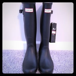 NWT Hunter Black Matte tall boots